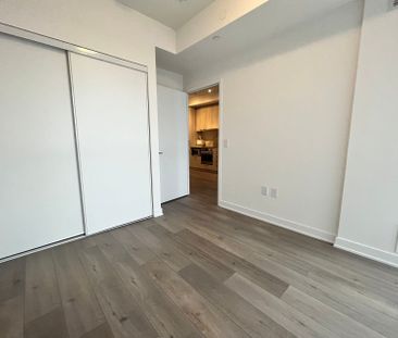 For Lease - 10 Honeycrisp Crescent Unit# 1512, Vaughan, Ontario - Photo 1