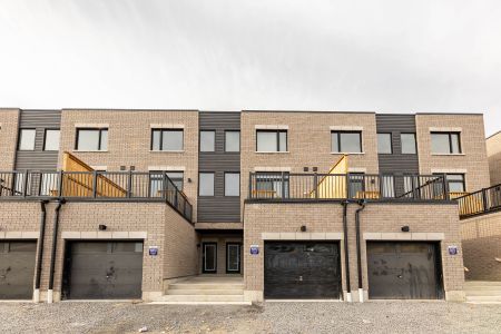 For Lease - 217 Monarch Avenue, Ajax, Ontario - Photo 4