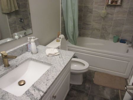 For Lease - 165 Seabrook Drive Unit# Upper Level, Kitchener, Ontario - Photo 2