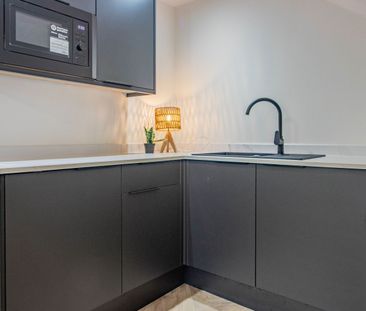 1 Bedroom - Photo 3