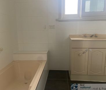 Central Location! - Photo 5