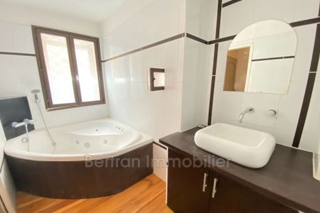 Location Maison 3 pièces 69m² PEZILLA LA RIVIERE 66370 - Photo 5