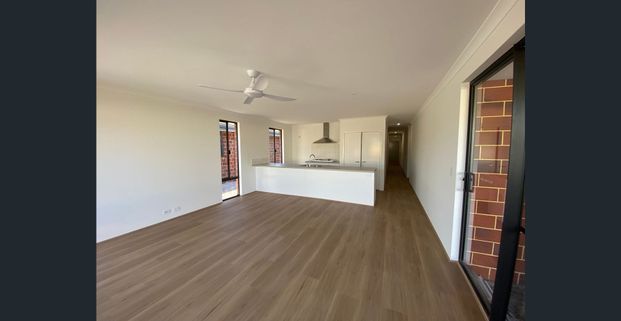BRAND NEW HOME. MODERN LIVING - Photo 1