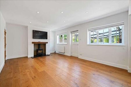 The Cottage Mill House Farm, Framewood Road, Fulmer, SL2 - Photo 3