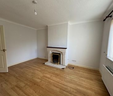 27 Greenpark Drive, Antrim, BT41 4EL - Photo 5