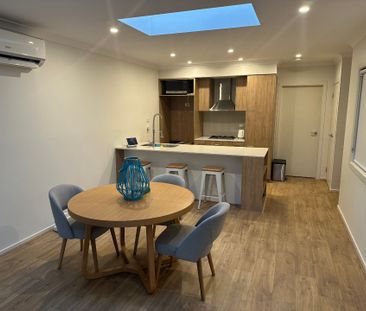 Stunning 3 Bedroom Home - Photo 1