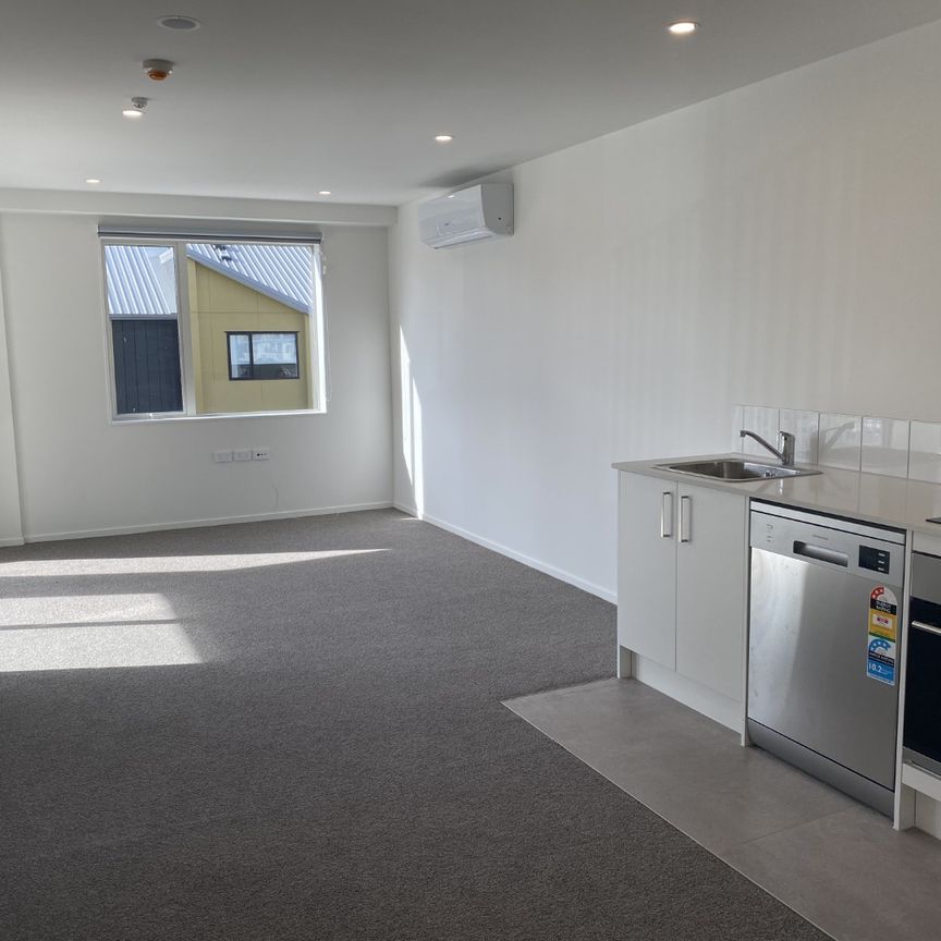 104/28A Eileen Newey Place, Henderson - Photo 1