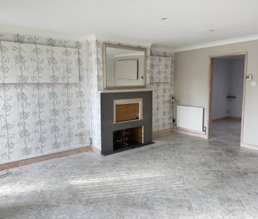 Elm Tree Close, Selsey - Photo 1