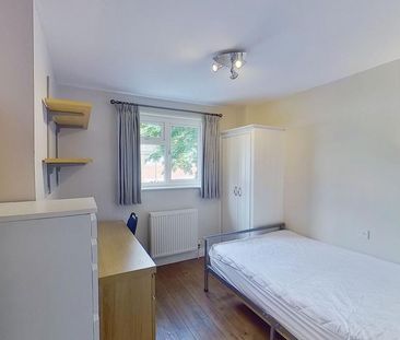 5 bedroom house to rent - Photo 2