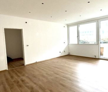 Wunderschöne neu renovierte 3 Zimmer Wohnung in Bestlage - Photo 6