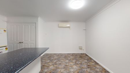 Unique flat in the heart of South Dubbo - Photo 2