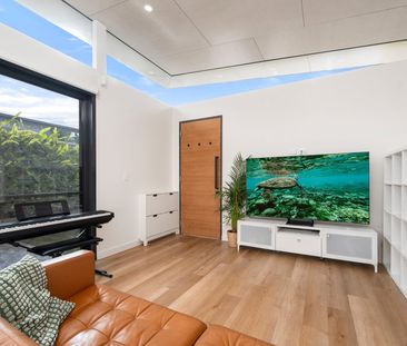 55 The Circle, Jannali NSW 2226 - Villa For Rent | Domain - Photo 1