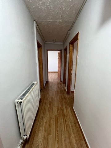 2 Bed Flat, Langbar Crescent, G33 - Photo 5