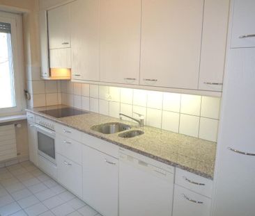 Stadtnahe 4-ZW à 95 m² im 4. OG mit Balkon - Photo 4