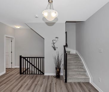 For Lease - 703 Confluence Walk, Orleans - Cumberland and Area, Ont... - Photo 1