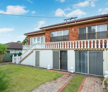 Spacious 3-Bedroom Home in the Heart of Liverpool - Photo 2