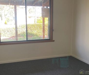 24 Koornalla Street, Newborough, Vic 3825 - Photo 5