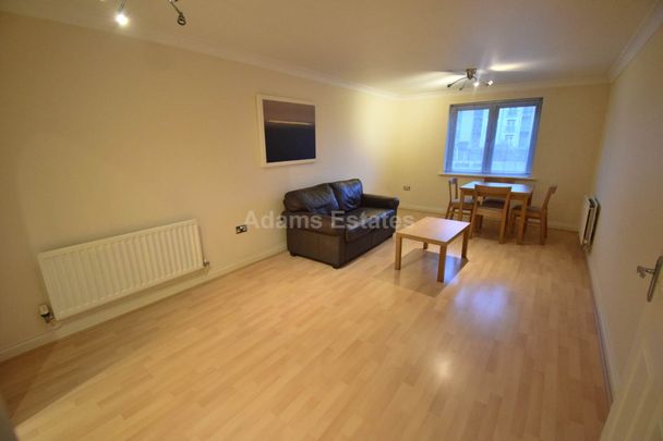 Price £1,250 pcm - Under Offer - Photo 1