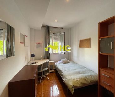 Piso de alquiler en Centro - Photo 5