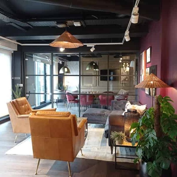 Studio Gold - Photo 1