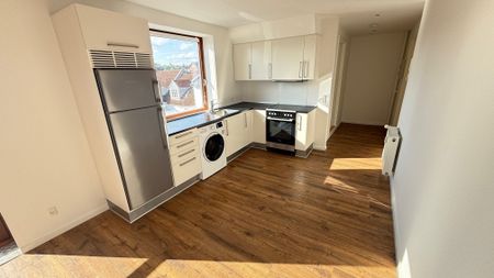 Bredgade 12C, 3. th., 6000 Kolding – Bolig med altan i Kolding City - Photo 2