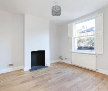 3 bedroom terraced house to rent - Photo 2