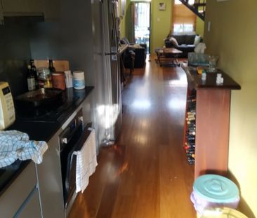 Chippendale - Photo 2