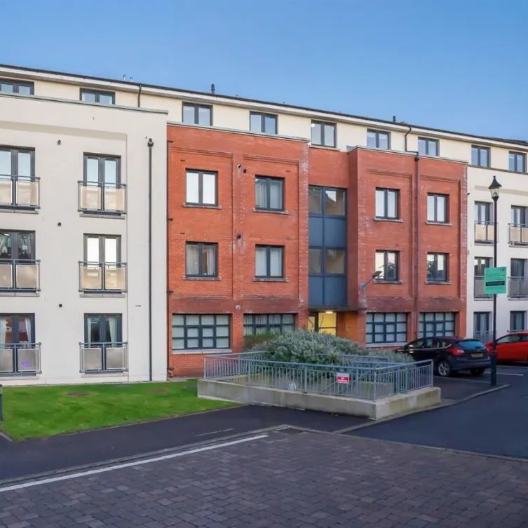 Apartment 21, Beechmount Building, 35 - Photo 1