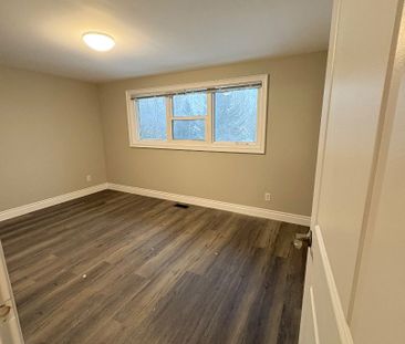 For Lease - 120 Birch Street Unit# Unit D, Collingwood, Ontario - Photo 2
