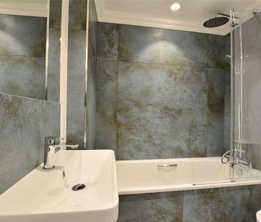 Humber Road, London, SE3 - Photo 1