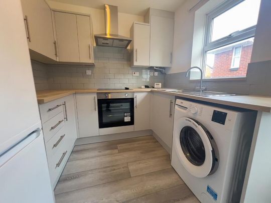 2 bedroom bungalow to rent - Photo 1