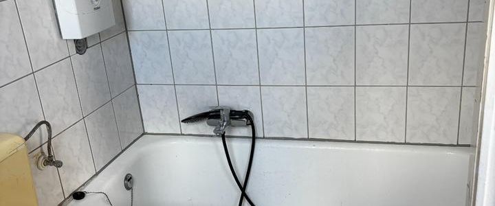 Helles Studio mit Balkon & Aufzug | 3-fach verglast | Top-Lage - Foto 1