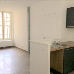 Location Appartement 2 pièces 36m² - Photo 2