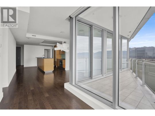 30X4 1077 W CORDOVA STREET, Vancouver, British Columbia - Photo 1