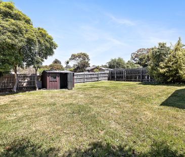 Perfect Family Living in Popular Heatherhill Road Location - Photo 2