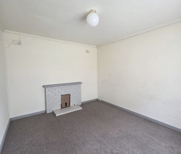 Spacious 3 Bedroom Home - Comfortable Living Awaits! - Photo 1