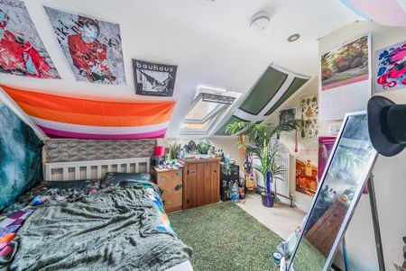 5 bedroom terraced house to rent - Photo 4