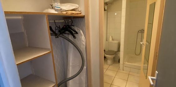 Location Appartement 1 pièce 23m² - Photo 3