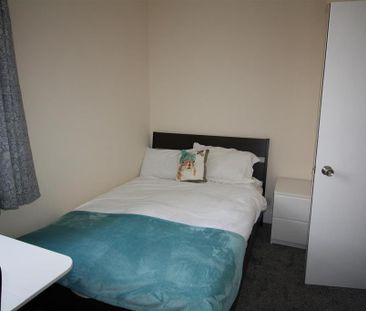 5 bedroom private hall to rent - Photo 6