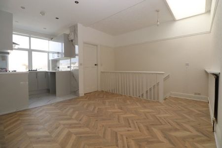 Carnarvon Road, CO15, Property for rent - Photo 4