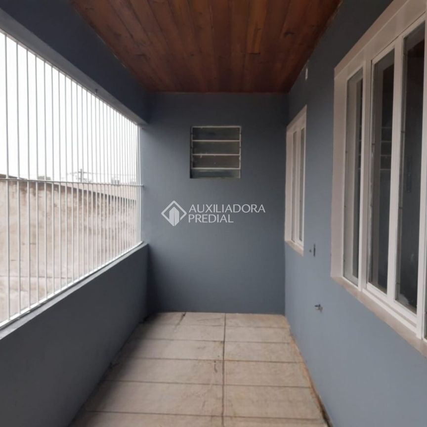 Apartamento s/Condomínio com 2 quartos e 79m² para alugar em Parque Granja Esperança, Cachoeirinha. - Foto 1