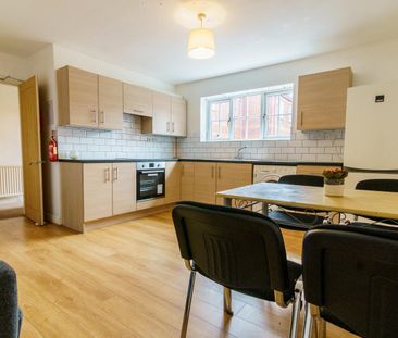 8 Melbourne Court - Photo 3