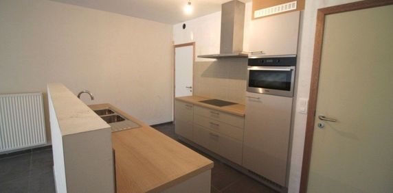 Appartement te huur in Westrozebeke voor € 830 met 2 slaapkamers - Photo 2