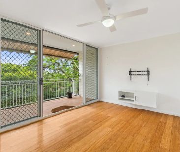 “Elevated Aspect with Abundance of Natural Light & Storage!” - Photo 6