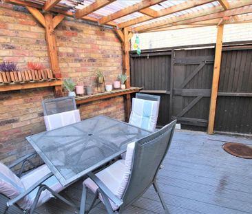 1 bedroom flat to rent - Photo 6