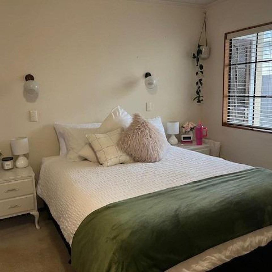 Central comfort in Kensington - Photo 1