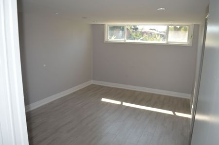 For Lease - 36 Electro Road, Toronto, Ontario - Photo 5