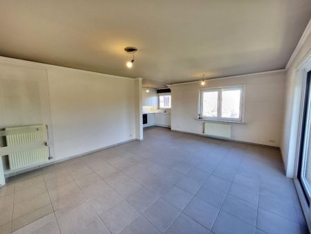 Wevelgem - Appartement met 2 slaapkamers, terras en garage - Foto 4