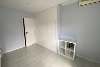4 bedroom flat - central location (Belgian Tavern Area)