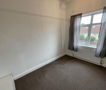 3 bedroom semi-detached house to rent - Photo 6